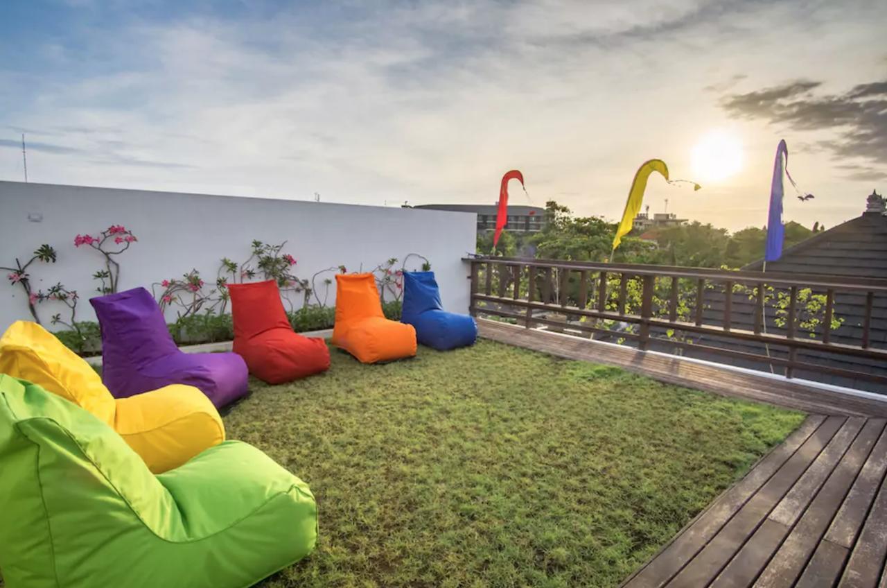 Grand In Khaleesi Tempat Tidur & Sarapan Seminyak (Bali)