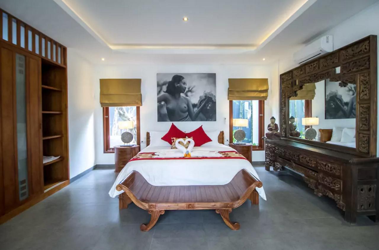 Grand In Khaleesi Tempat Tidur & Sarapan