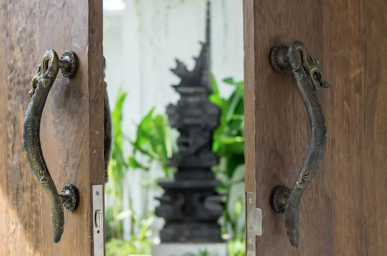 Tempat Tidur & Sarapan Grand In Khaleesi Seminyak (Bali)